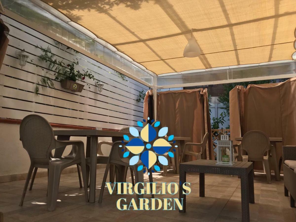 Virgilio'S Garden Bed and Breakfast Castellammare di Stabia Eksteriør billede
